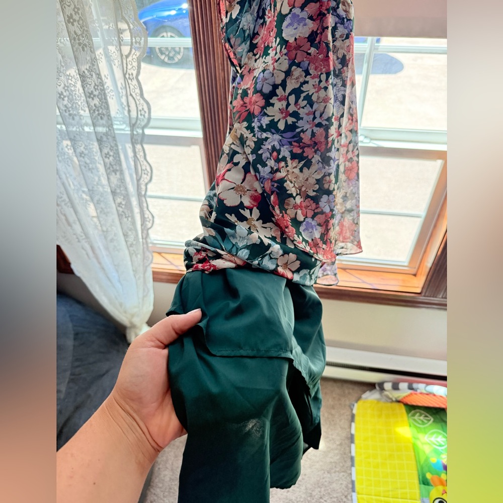 NWT Lulus Radiant Hunter Green Floral Print Chiffon Maxi Dress - Picture 10 of 12